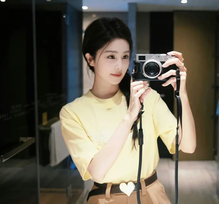Bạch Lộc: Xinh đẹp diễn tốt nhưng làm gì cũng bị chê trách