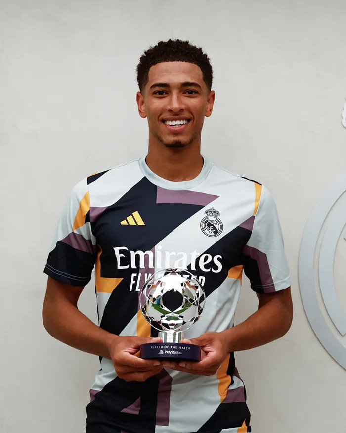 Jude Bellingham ra mắt ấn tượng trong màu áo Real Madrid - Báo Người Lao Động