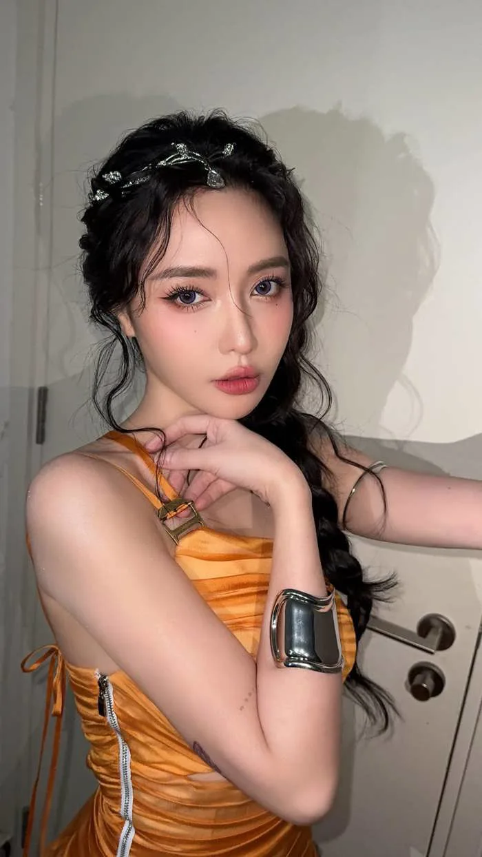Ảnh quá khứ và hiện tại của Bích Phương