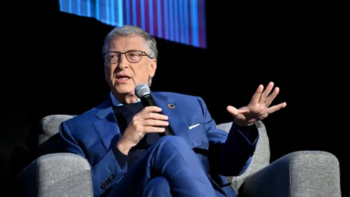 Bill Gates: Thập kỷ tới, tiến bộ AI sẽ khiến hầu hết vị trí không cần con  người