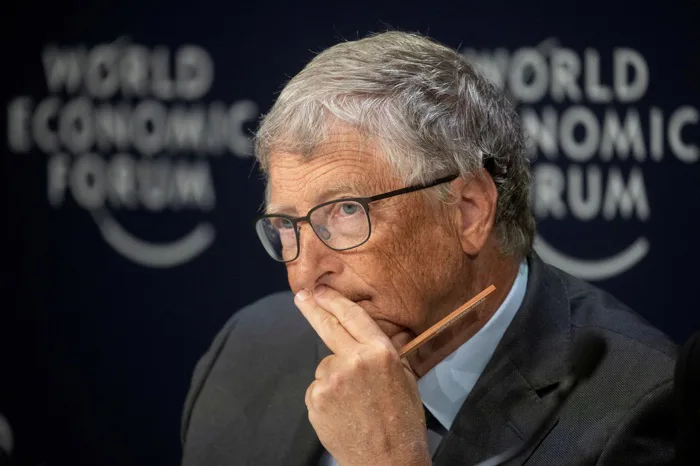 Không chỉ giàu thứ 4 thế giới, Bill Gates còn là người giàu lòng nhân ái,  nhiều năm vẫn chăm làm một công việc