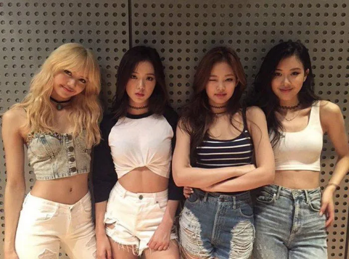 Ảnh chưa công bố về BlackPink