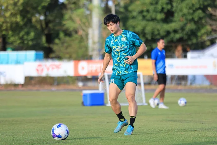 Cú sốc cho Đồng Nai FC: Nguyễn Công Phượng chính thức nghỉ hết mùa giải...