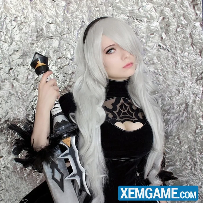 Lạ lẫm với cosplay 2B tươi tắn tràn đầy sức sống trong NieR: Automata