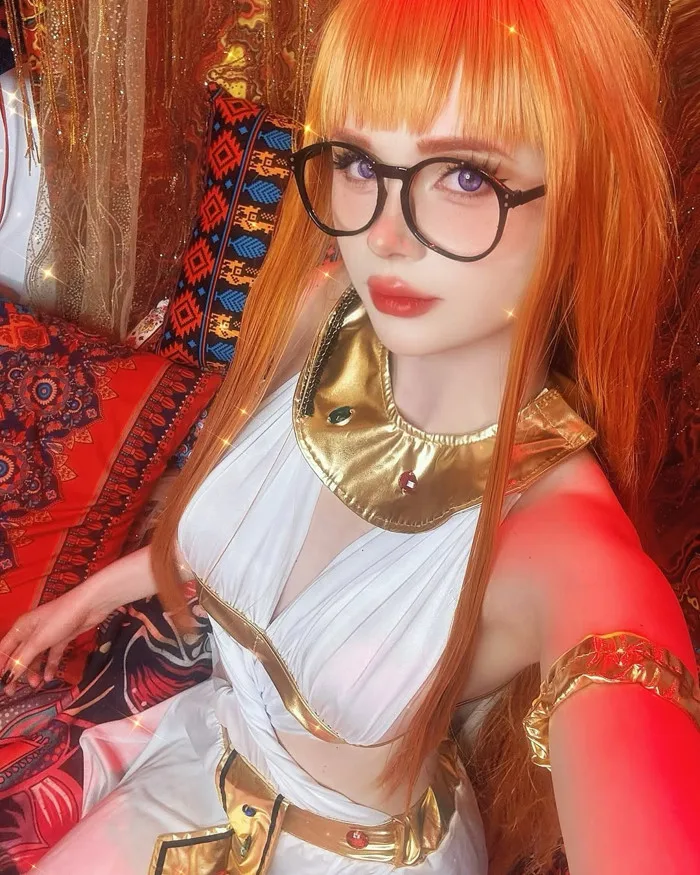 Cosplay A2 gái xinh khiến fan không dứt ra được