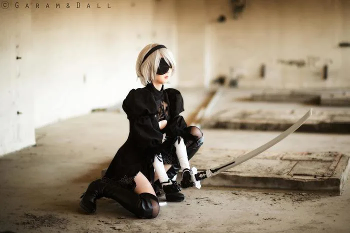 Cosplay Nier: Automata tuyệt đẹp dành cho fan hâm mộ về 2 cô nàng 2B và A2