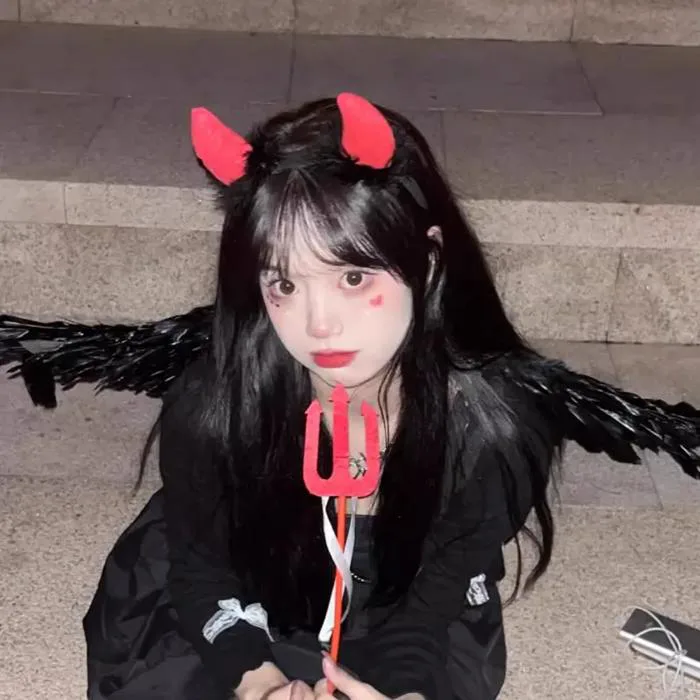 Cánh và phụ kiện cài tóc Halloween cosplay thiên thần và ác quỷ, hóa trang  thiên nga, cánh lông vũ bản lớn - TikTok Shop Vietnam