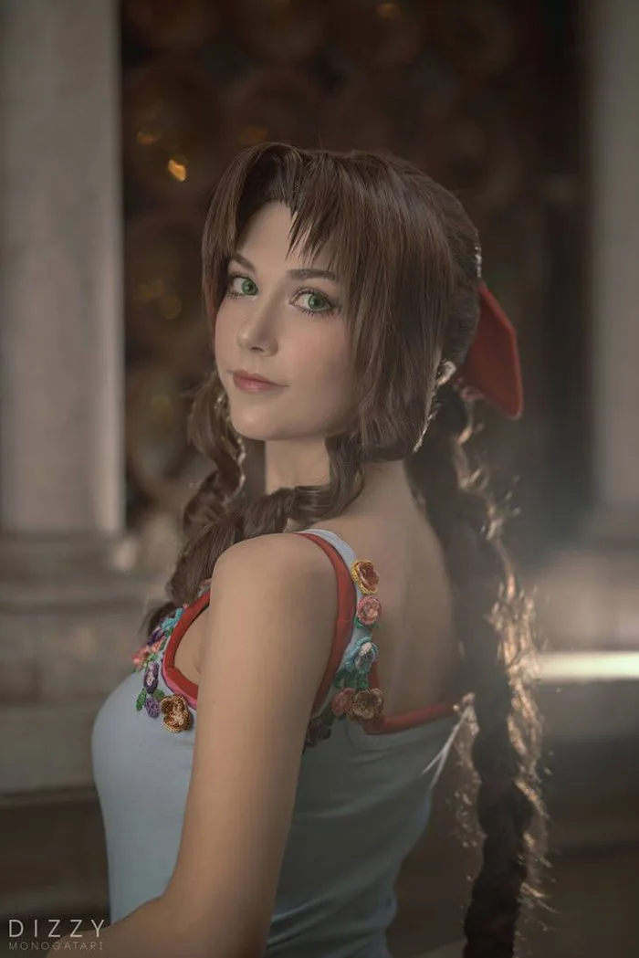 FFVII Crisis Core - Aerith Gainsborough Cosplay | Aerith gainsborough  costume, Ff7 aerith cosplay, Aerith final fantasy