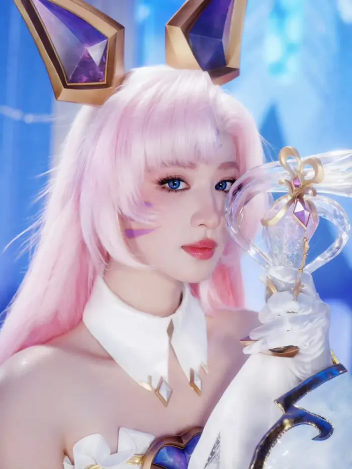 Vương Sở Nhiên cosplay Ahri LMHT Mobile Trung Quốc - Thapdien.com