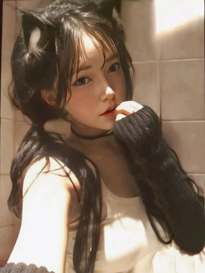 Anya Forger “đột biến” bản cosplay khiến fan đỏ mặt