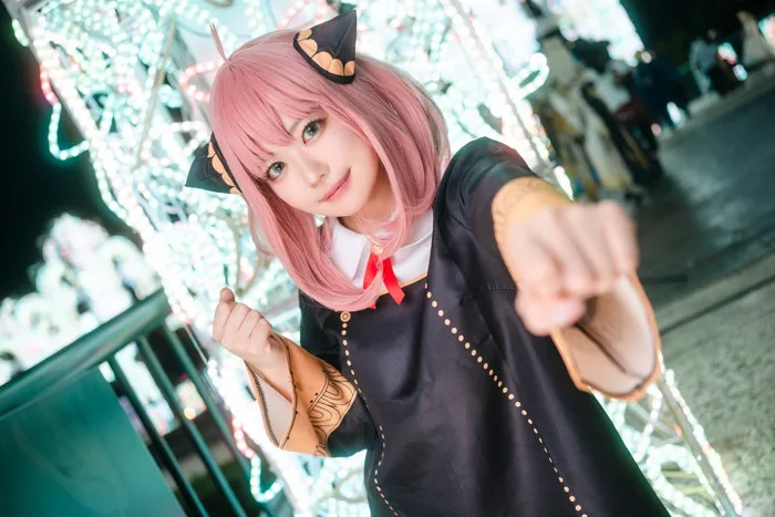 Nữ cosplayer lên tiếng xin lỗi cộng đồng vì uống đồ uống có cồn khi đang cosplay  Anya
