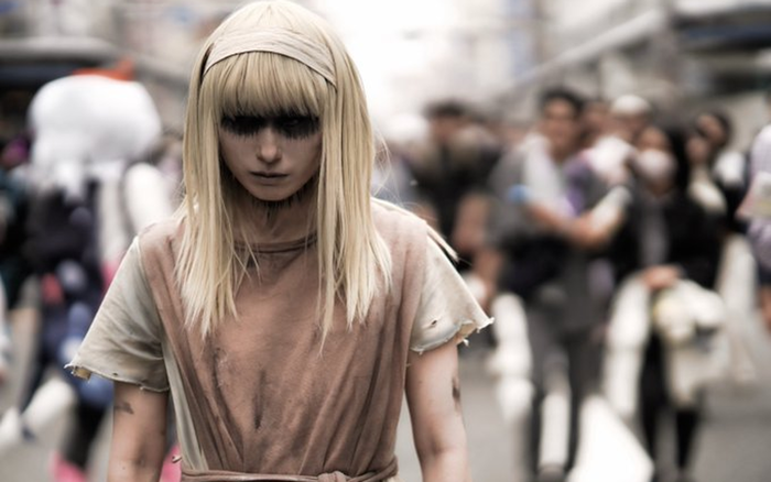 Attack on Titan: Titan Thủy Tổ Ymir xuất hiện đầy ma mị qua màn cosplay ấn  tượng