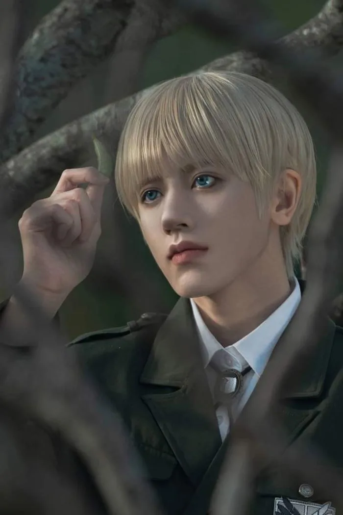 Armin Arlert Cosplay | by: DeKi S ♡