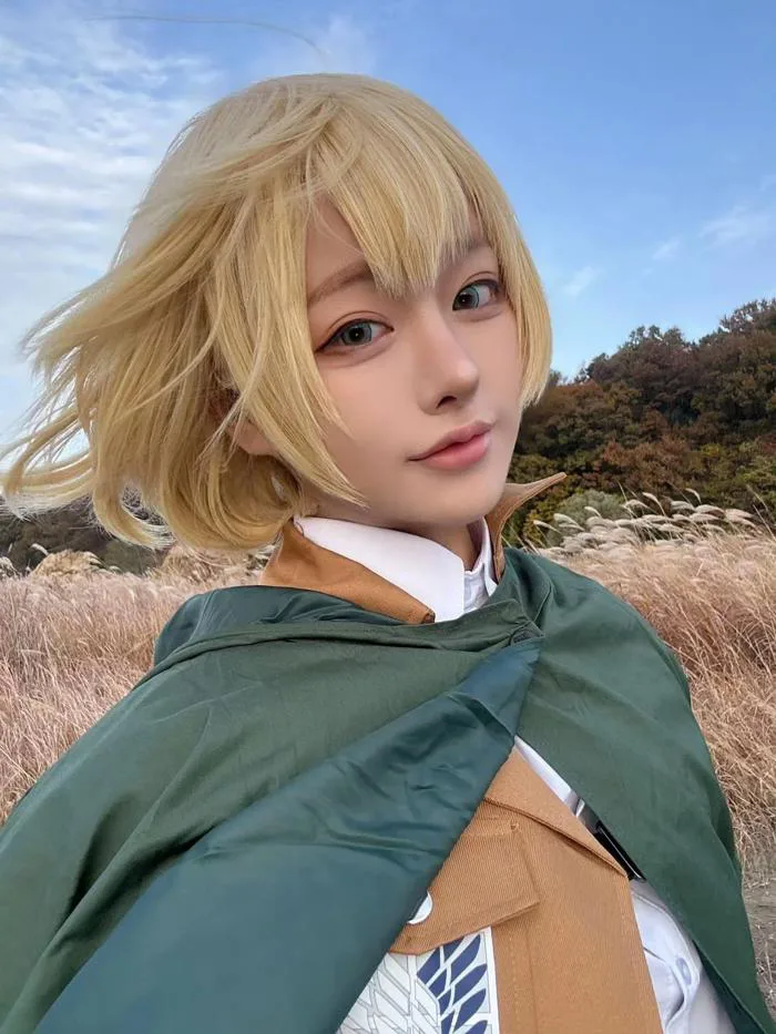 Armin Arlert Cosplay : r/attackontitan