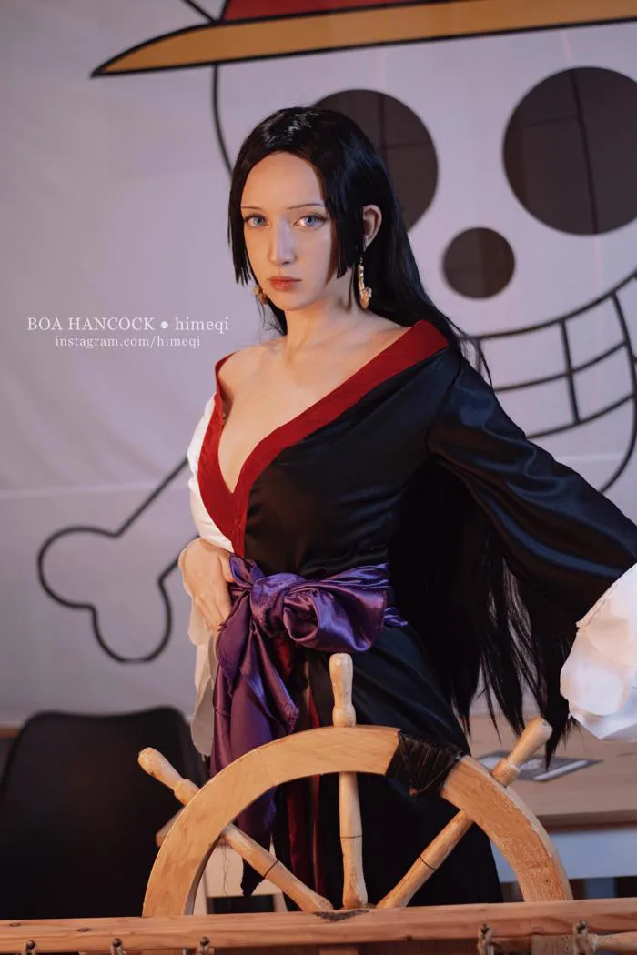 Cosplay Boa Hancock của mình đây! Mong là các bạn thích nha ~ : r/OnePiece