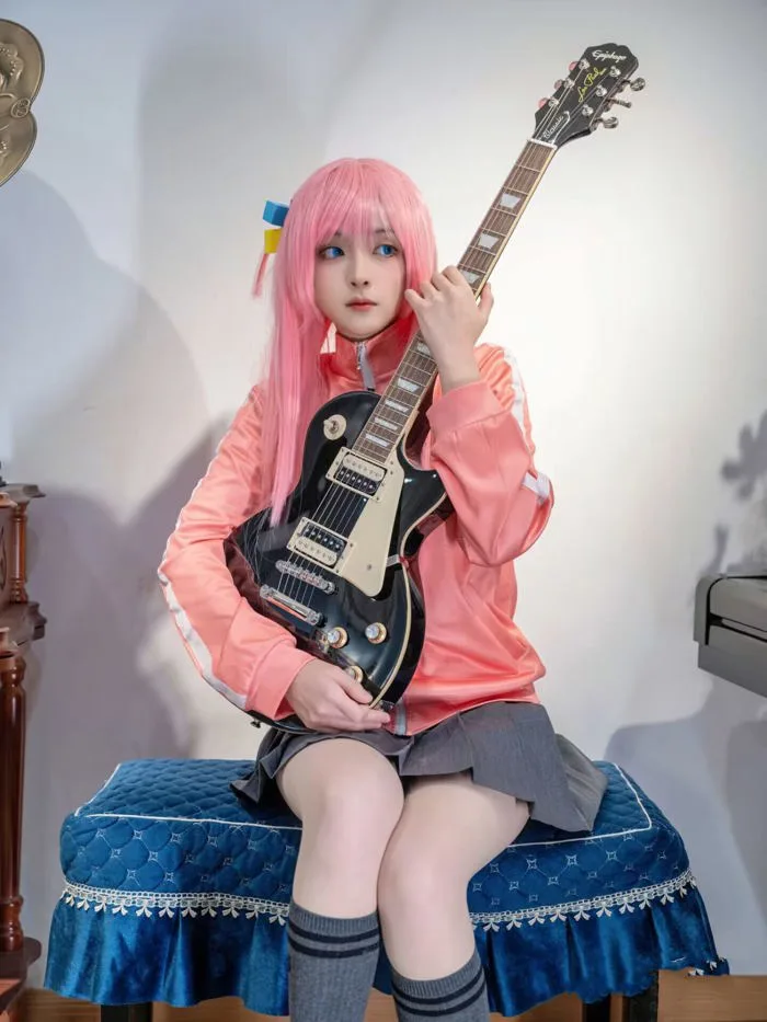 Mua Buyoem Bocchi the Rock Cosplay Costume Gotoh Hitori Cosplay Costume  Jacket Dress Pink Coat Skirt Headdress Socks Wig Set (Pink, M) trên Amazon  Mỹ chính hãng 2026 | Fado