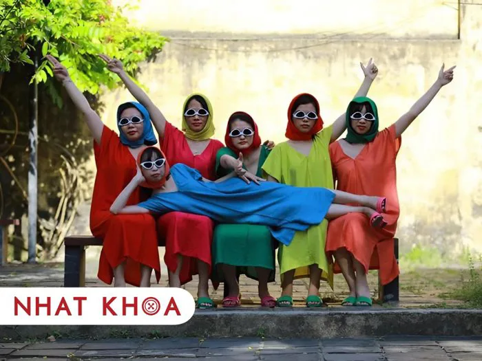 Ảnh nhóm bựa: Bí kíp tạo dáng 