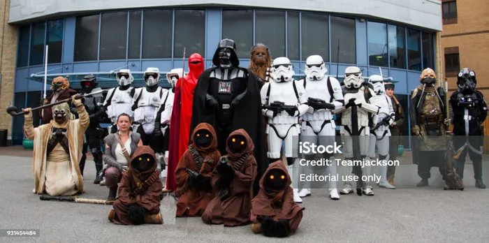 Cầu Thủ Bóng Đá Star Wars Comic Con Cos Hình ảnh Sẵn có - Tải xuống Hình ảnh  Ngay bây giờ - Star Wars, Cosplay - Mặc quần áo đẹp, Trang phục -