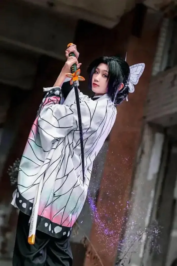 Lưu gấp 112+ ảnh cosplay Shinobu đẹp mê hoặc cho fan Kimetsu