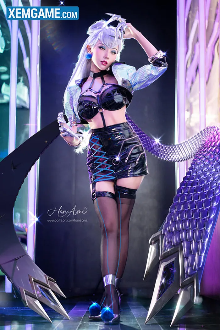 LMHT: Cosplay Evelynn K/DA More quyến rũ đầy bí ẩn