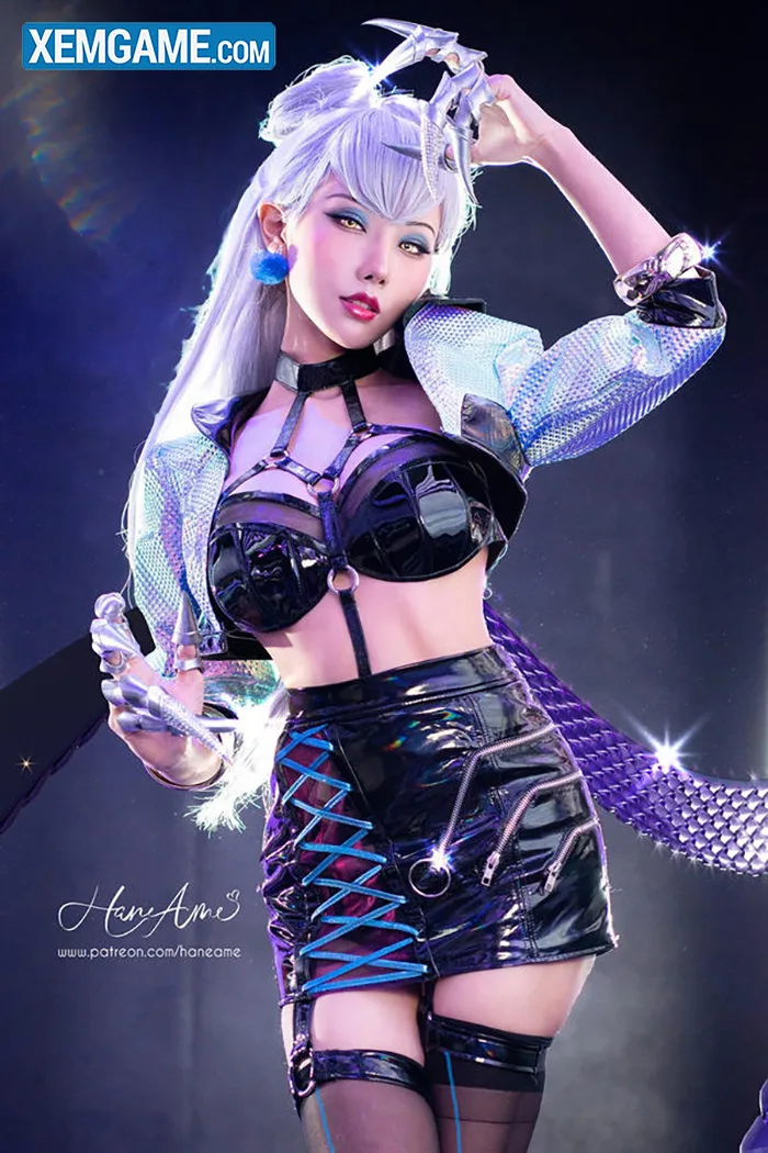 LMHT: Cosplay Evelynn K/DA More quyến rũ đầy bí ẩn