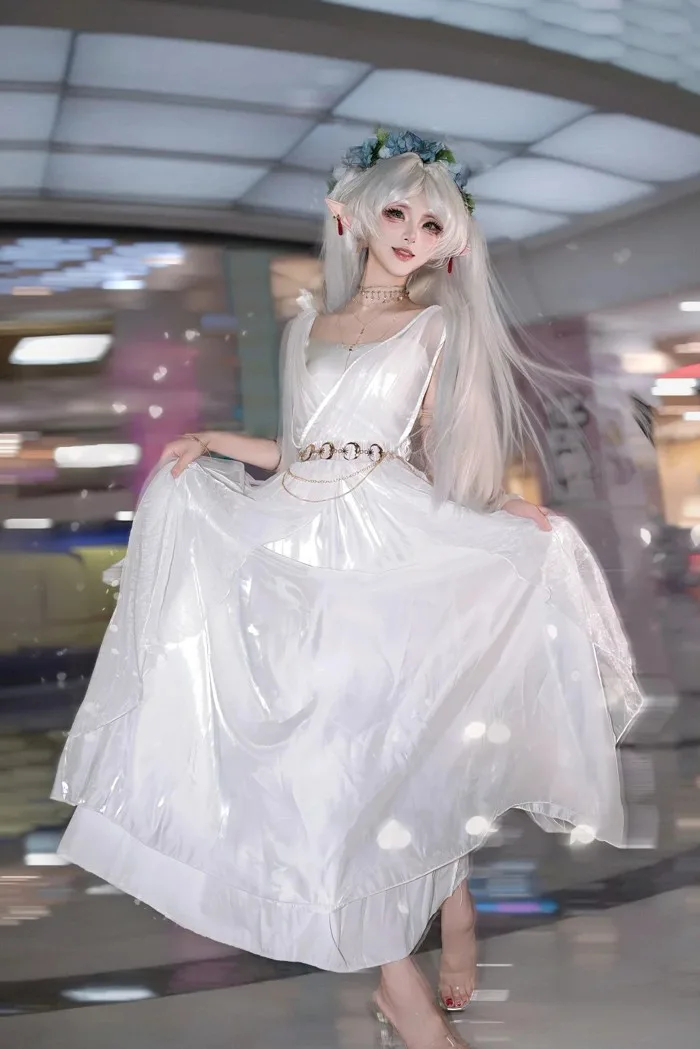 anh-cosplay-frieren-1
