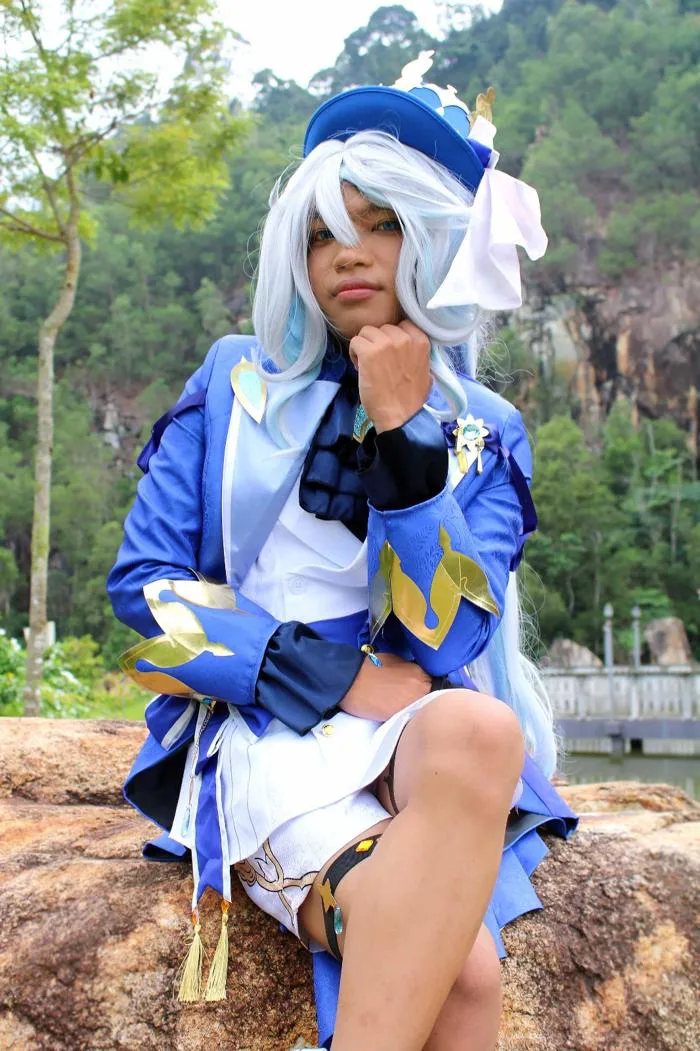 Cosplay Furina để phù phép cho lượt quay của bạn, do tôi làm : r/furinamains