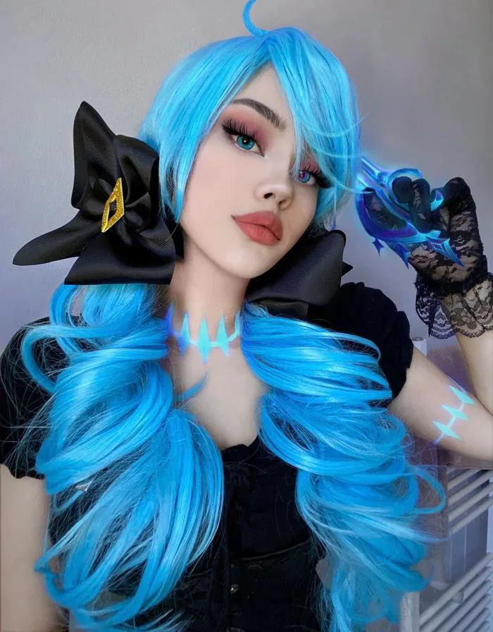 Liên minh huyền thoại lol cosplay Gwen của @Jasikyu : r/gwen