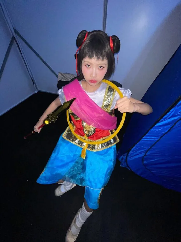 Phương Mỹ Chi Gây Sốt Với “Những Bức Ảnh Phát Ra Âm Thanh” – Cosplay Na Tra  Đáng Yêu