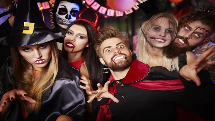 30+ Các nhân vật Halloween hot nhất, độc đáo để cosplay 2026