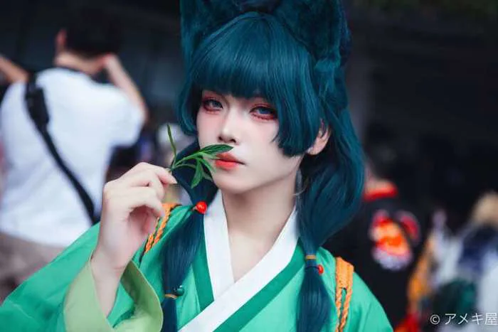 Anh chàng gen Z Hà Nội cosplay nhân vật nữ đẹp đến nỗi chị em 