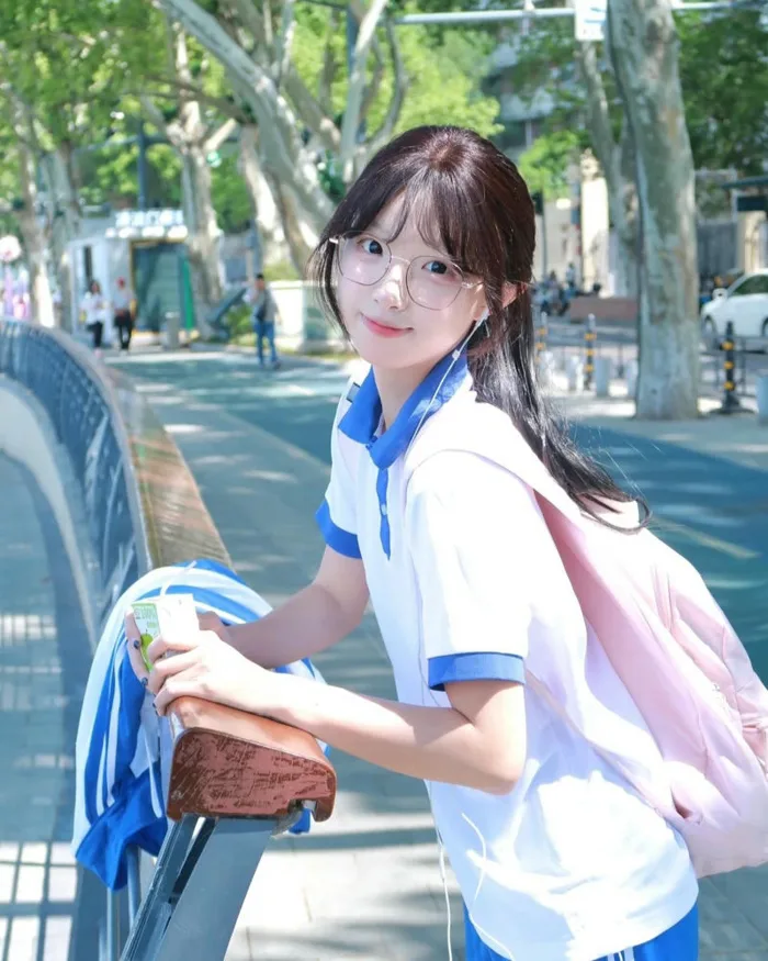 anh-cosplay-hoc-sinh-1