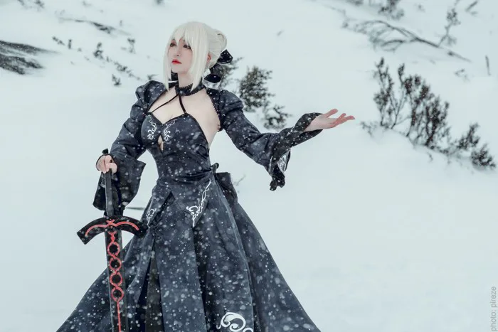 Cosplay nàng Saber và Jeanne d'Arc 