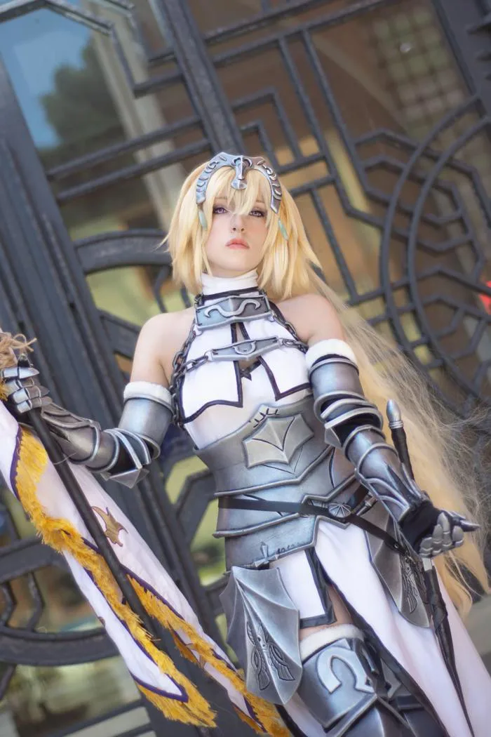 My Jeanne d'Arc Cosplay from Fate Apocrypha : r/cosplay