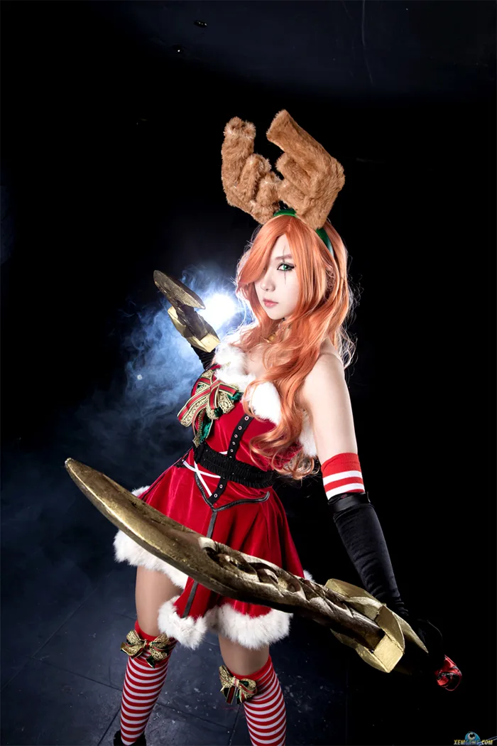 Bộ ảnh Cosplay Katarina Cô Nàng Tuần Lộc chất lừ