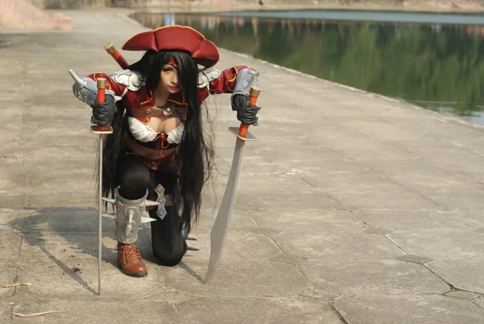 Cosplay Việt) Bất ngờ với hình ảnh Katarina cực quyến rũ