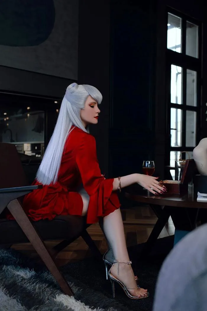 Cosplay Ma Cà Rồng KDA Evelynn : r/leagueoflegends