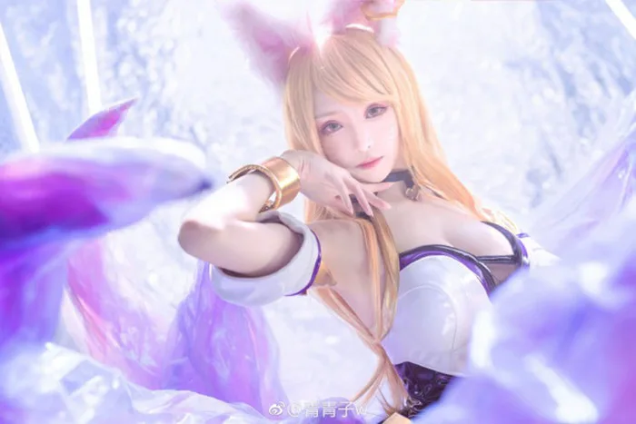 LMHT Cosplay Ahri KDA cực xinh