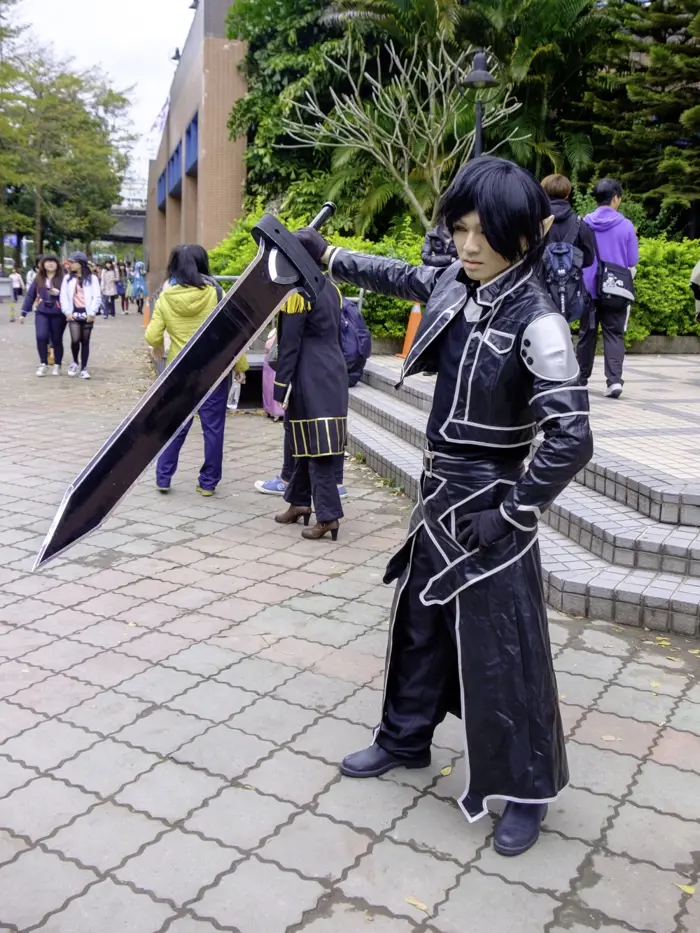 Những bức ảnh Kirito ngầu lòi khiến cộng đồng mạng bùng nổ