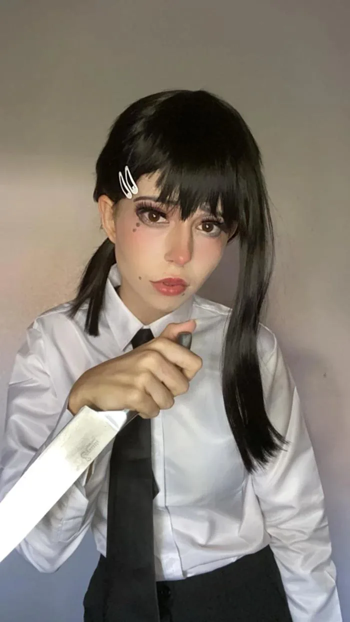 Ảnh tự chụp cosplay Kobeni của Hathcos : r/ChainsawMan
