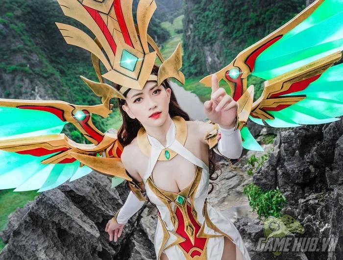 Danh tính hot girl cosplay Lauriel Lạc Thần làm điên đảo cộng đồng Liên quân Mobile