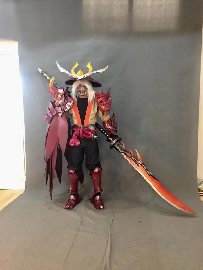 Hết hồn' với những bộ cosplay không thể lý giải nổi của game thủ Liên Quân Mobile