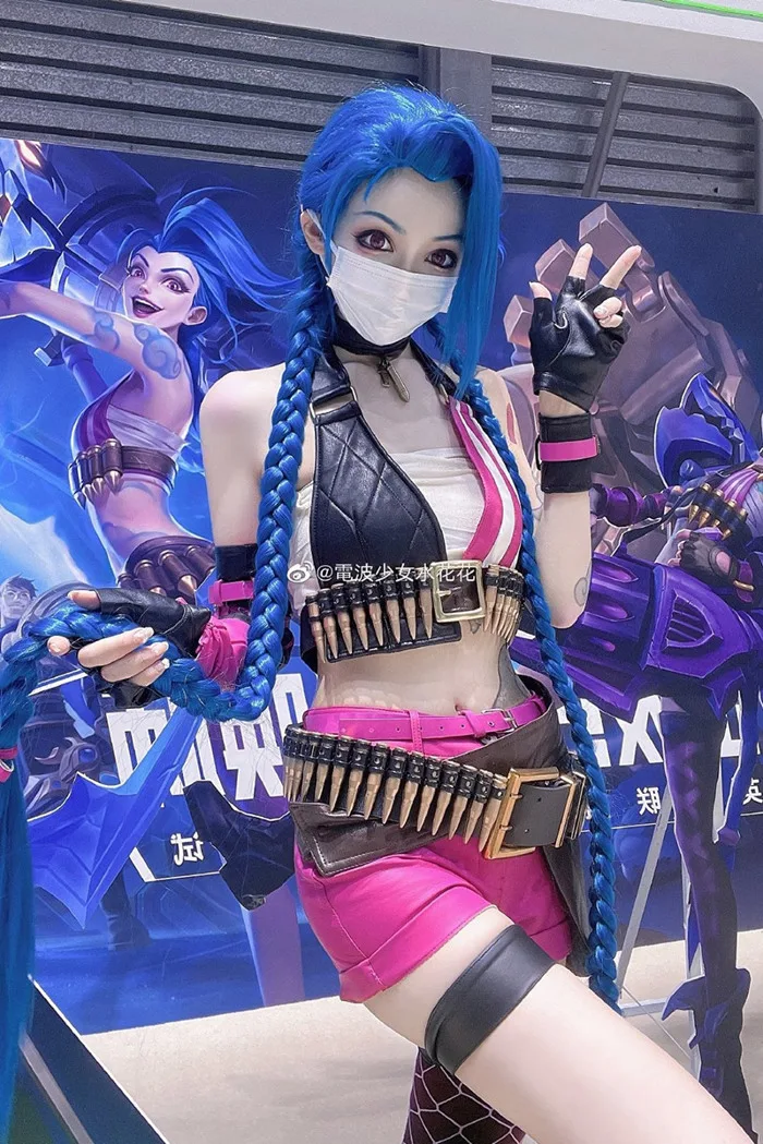 anh-cosplay-lol-1