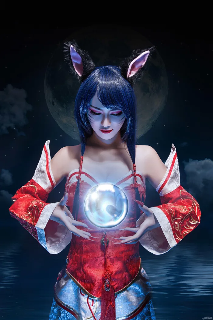 LMHT: Cosplay Ahri, Hồ Li Chín Đuôi, cực ma mị của Freya
