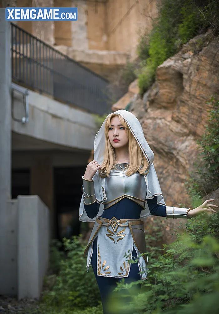 Đắm chìm trong vẻ đẹp cổ điển đầy thanh tao của Lux Warrior