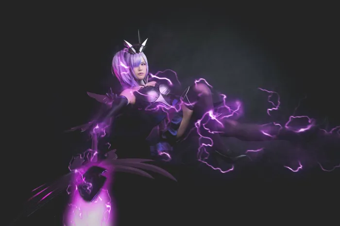 Cosplay Lux Thập Đại Nguyên Tố cực chất của Onnies