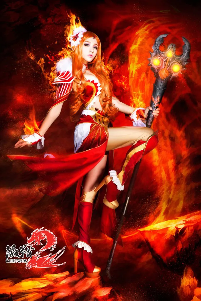 Cosplay Ma đạo sĩ “rực lửa” của Guild wars 2