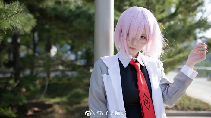 Cosplay Mashu Kyrielight 9 ảnh bởi 熠子的喵熊 : r/grandorder