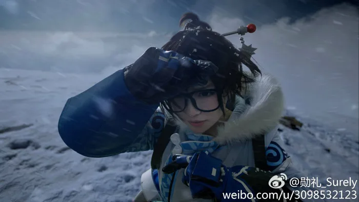 Ngỡ ngàng với bộ ảnh cosplay Mei (Overwatch) được chụp ở tận Bắc Cực