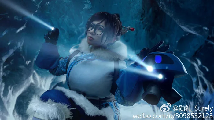 Dzogame - Choáng ngợp trước bộ ảnh cosplay Mei ở Bắc Cực